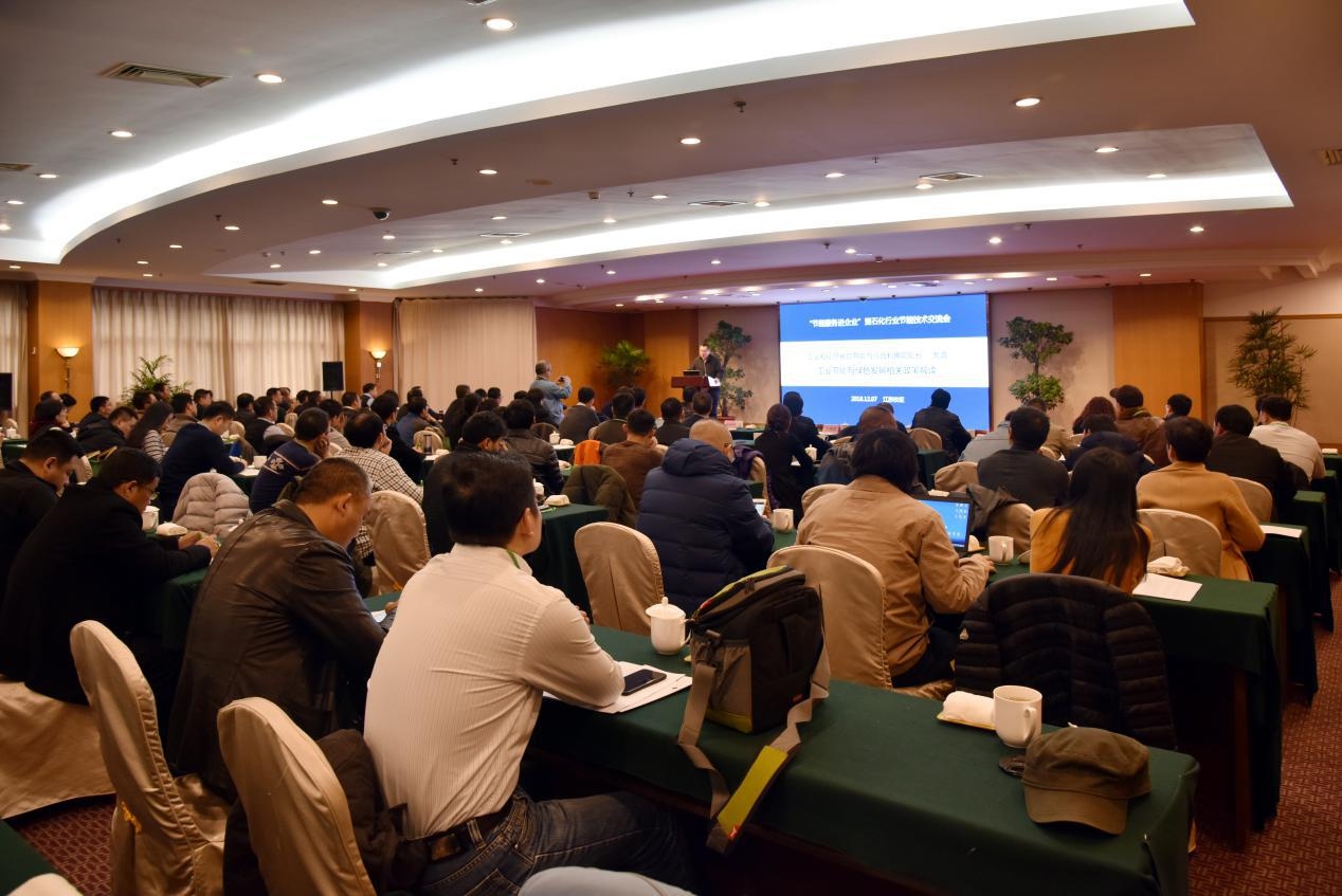 2010 年华商会跨界合作引热潮 商业版图持续扩张